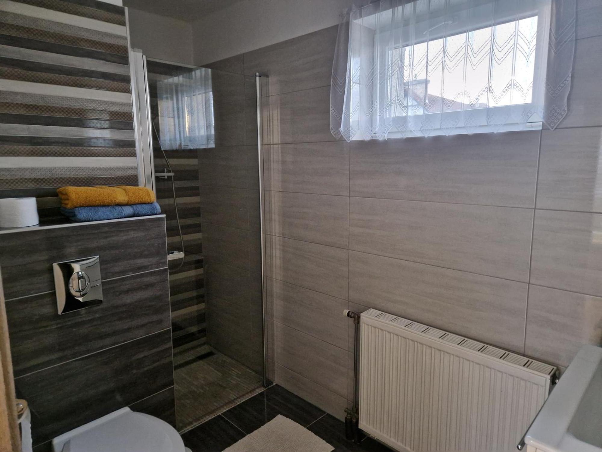Hajnalka Vendeghaz Hotel บุค ภายนอก รูปภาพ