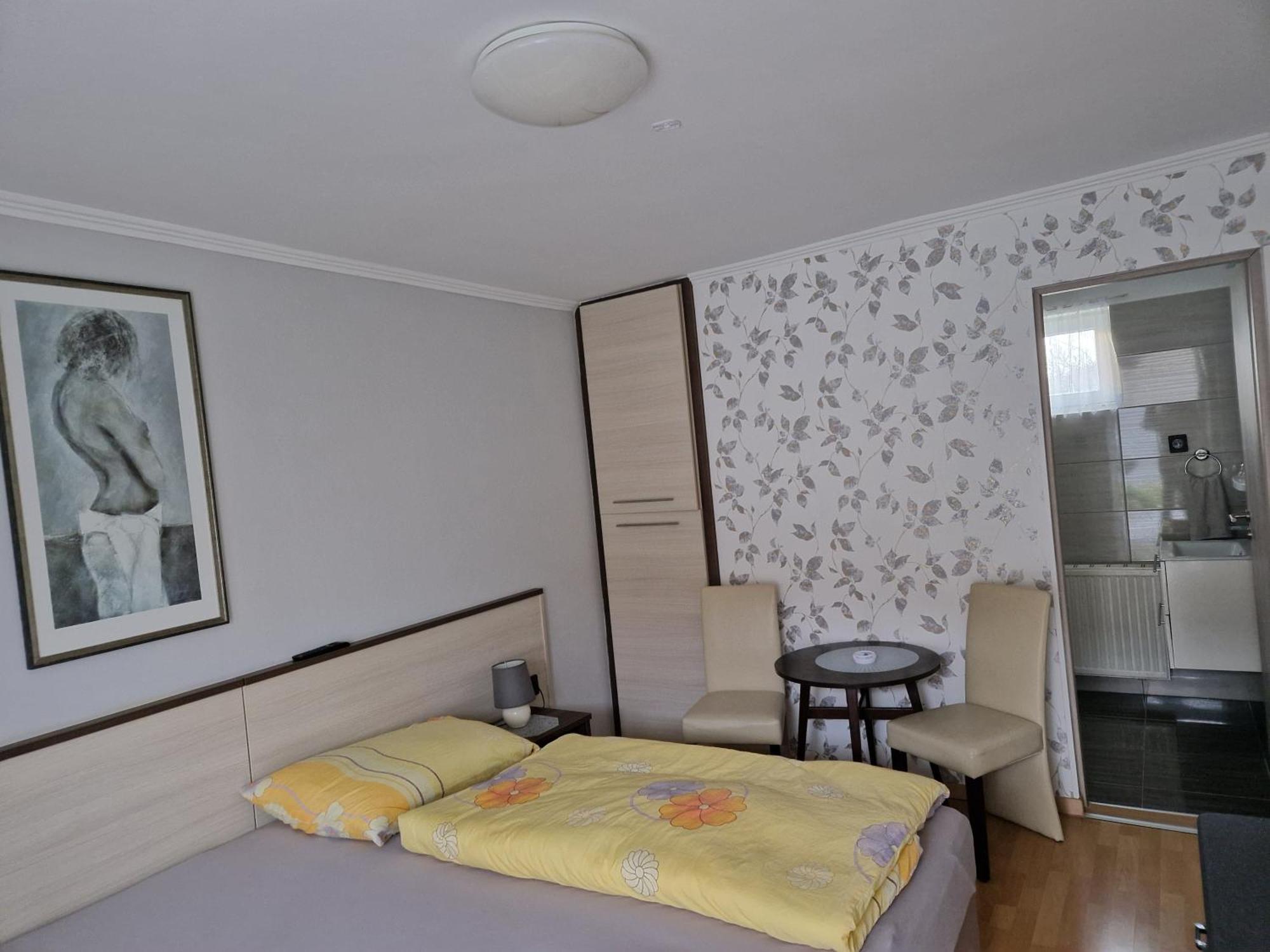 Hajnalka Vendeghaz Hotel บุค ภายนอก รูปภาพ